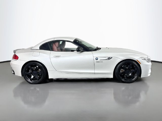 Used 2015 BMW Z4 sDrive35i RWD image 8