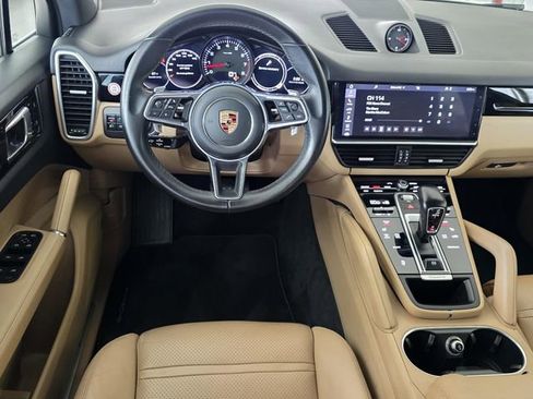 Used 2019 Porsche Cayenne AWD/4WD image 11