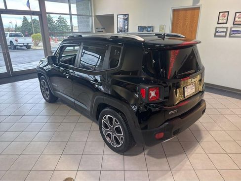 Used 2015 Jeep Renegade Limited FWD image 9