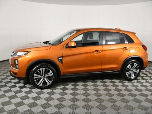 Used 2022 Mitsubishi Outlander Sport ES image 9