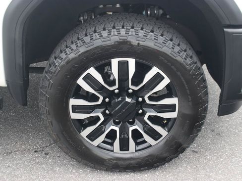 Used 2024 GMC Sierra 2500 Denali Ultimate w/ Max Trailering Package AWD/4WD image 44