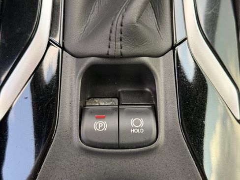 Used 2021 Toyota Corolla SE FWD image 22