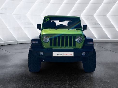 Used 2018 Jeep Wrangler Sport image 2