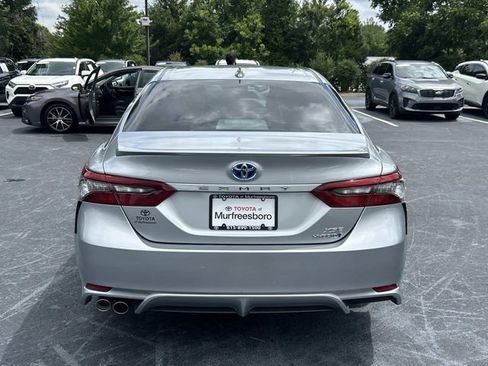 Used 2021 Toyota Camry XSE FWD image 5
