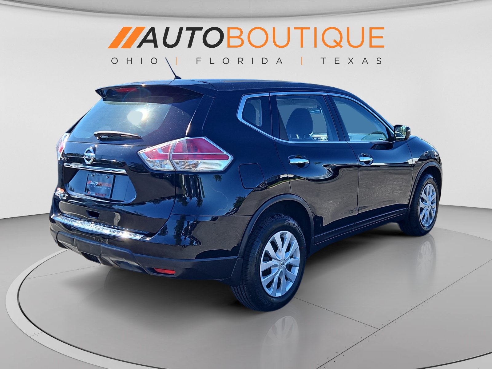 Used 2015 Nissan Rogue S FWD image 5