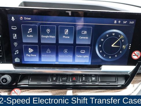 Used 2025 Chevrolet Silverado 2500 LT w/ Convenience Package image 32