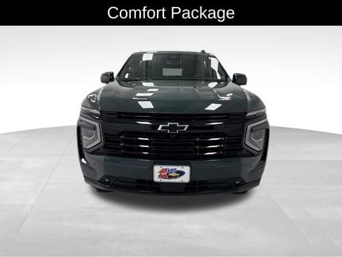 Certified 2025 Chevrolet Suburban RST w/ RST Capability Package AWD/4WD image 9