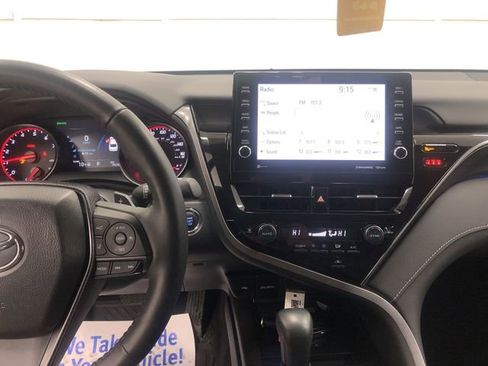 Used 2023 Toyota Camry XSE image 19