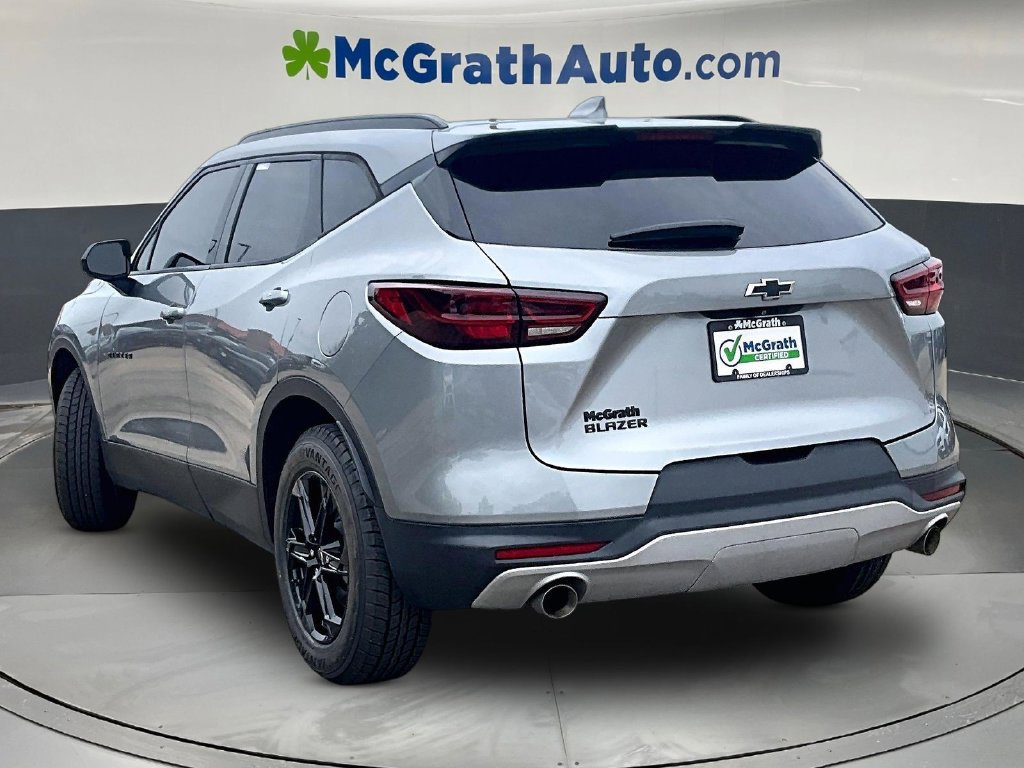 Used 2023 Chevrolet Blazer LT w/ Convenience Package FWD image 5