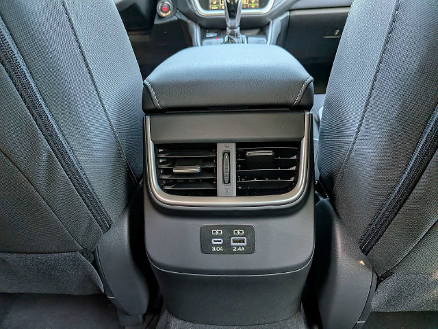 Used 2025 Subaru Legacy Premium AWD/4WD image 17