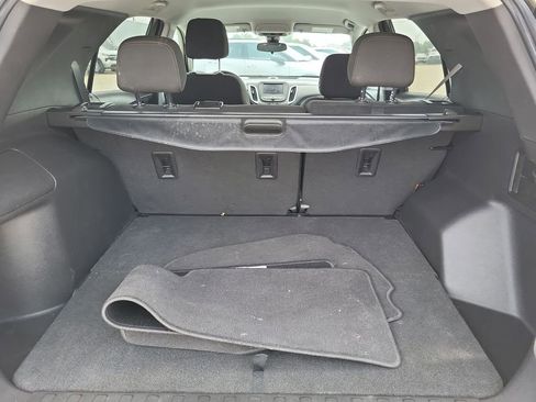 Used 2024 Chevrolet Equinox LT w/ Driver Convenience Package AWD/4WD image 19