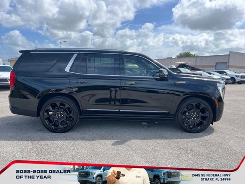 Used 2025 GMC Yukon Denali Ultimate image 8