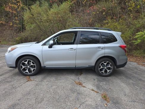 Used 2015 Subaru Forester 2.0XT Touring w/ Eyesight & Navigation System image 2