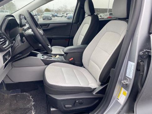 Certified 2024 Ford Escape Active image 2