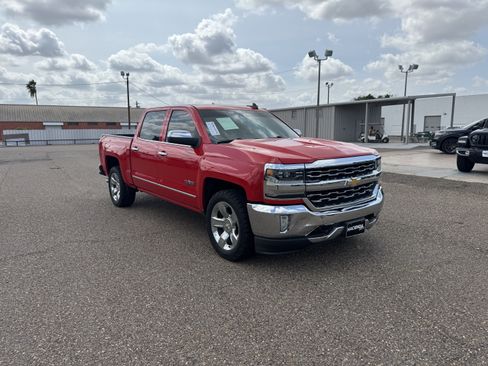 Used 2018 Chevrolet Silverado 1500 LTZ w/ Texas Edition AWD/4WD image 5
