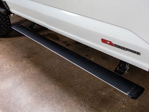 Used 2023 Ford F250 King Ranch w/ Chrome Package image 13