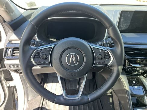 Used 2023 Acura MDX SH-AWD w/ Advance Package image 14