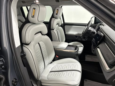 Used 2024 Rivian R1S Adventure AWD/4WD image 24