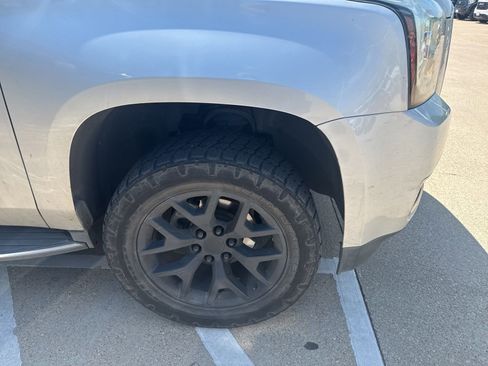 Used 2019 GMC Yukon SLT AWD/4WD image 4