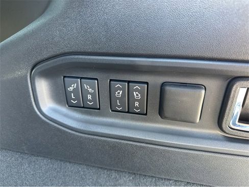 New 2026 Cadillac Vistiq Luxury image 32