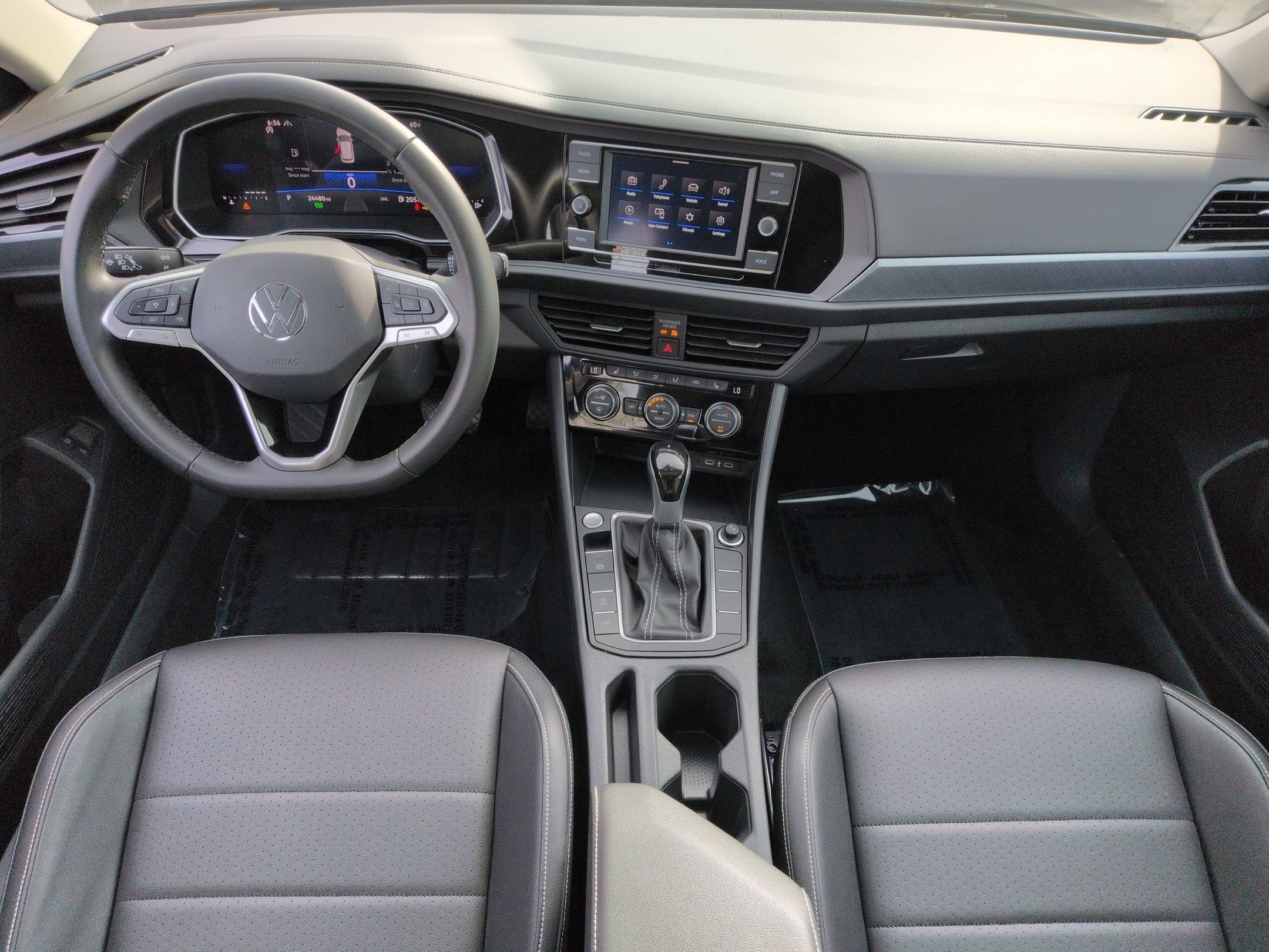 Used 2024 Volkswagen Jetta SE FWD image 27