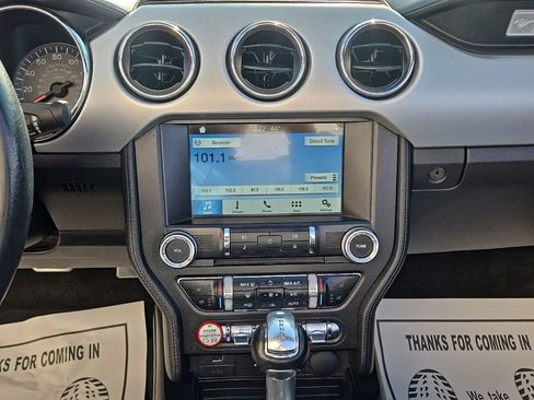 Used 2017 Ford Mustang Premium image 27