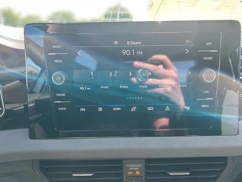 New 2026 Volkswagen Jetta SE FWD image 16