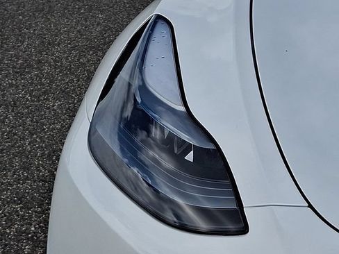 Used 2024 Tesla Model Y Long Range AWD/4WD image 25