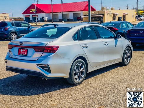 Used 2021 Kia Forte LXS image 7