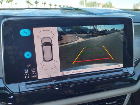 New 2026 Volkswagen Atlas SE image 16