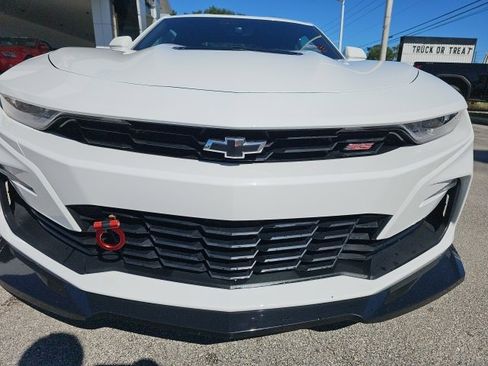 Certified 2023 Chevrolet Camaro SS image 9
