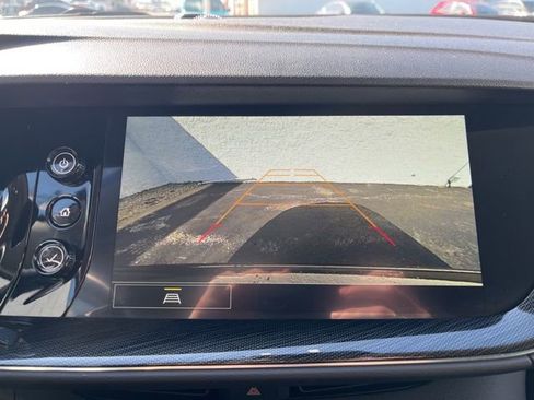 Used 2023 Buick Envision Essence image 17