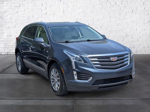 Used 2019 Cadillac XT5 Luxury w/ Advanced Security Package FWD image 1