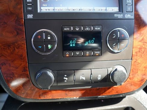 Used 2013 Chevrolet Tahoe LT image 34