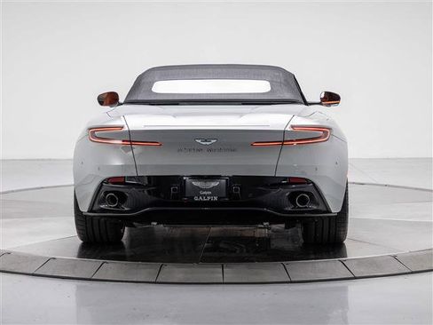 Used 2026 Aston Martin DB12 Convertible image 29