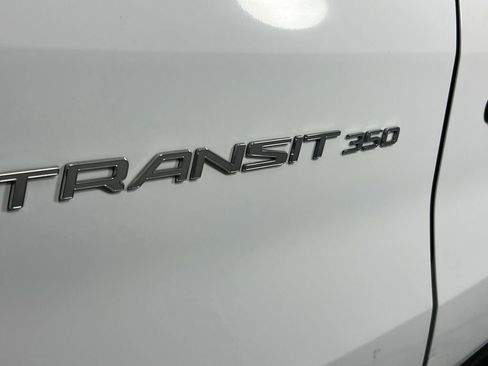 Used 2023 Ford Transit 350 XLT image 12