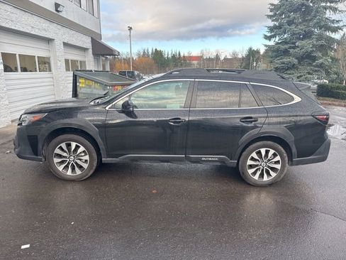 Used 2024 Subaru Outback Limited image 15