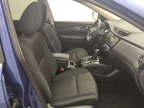 Used 2019 Nissan Rogue SV FWD image 21