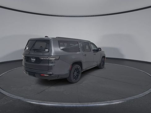 New 2026 Jeep Grand Wagoneer L Limited AWD/4WD image 14