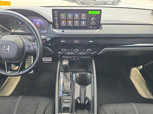 Used 2023 Honda Accord Sport image 11