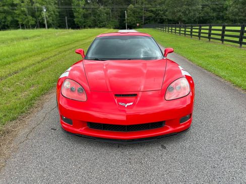 Used 2011 Chevrolet Corvette Grand Sport w/ Preferred Equipment Group RWD image 3