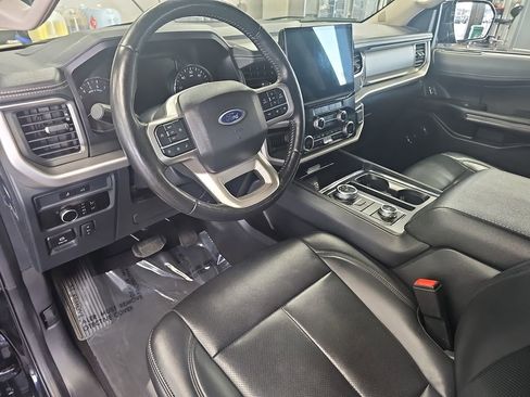 Used 2024 Ford Expedition Max XLT AWD/4WD image 16