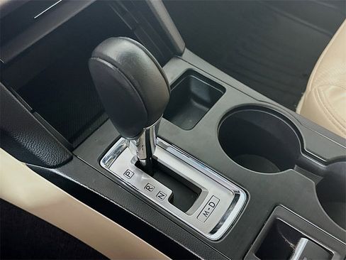 Used 2015 Subaru Outback 2.5i Limited image 16