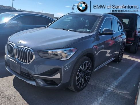 Used 2021 BMW X1 sDrive28i image 1