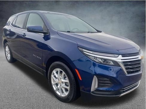 Used 2023 Chevrolet Equinox LT FWD image 3