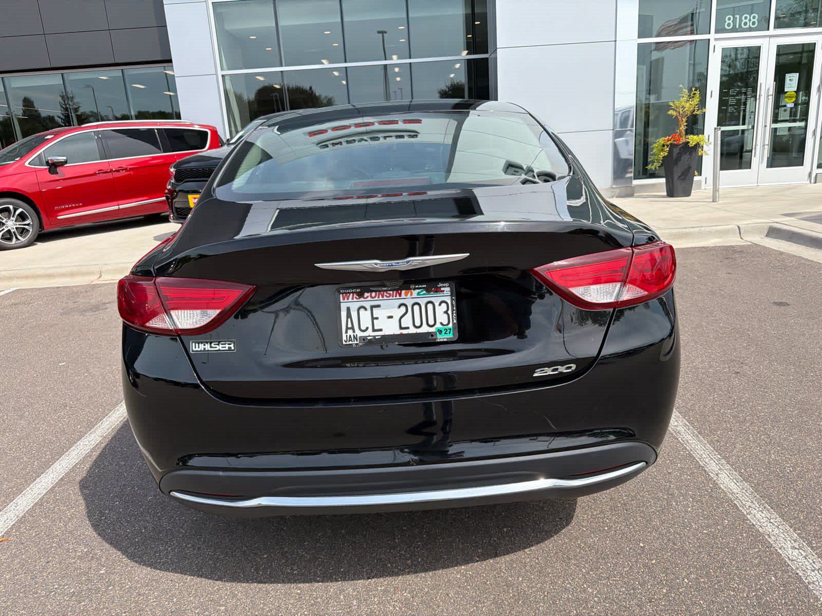 Used 2016 Chrysler 200 Limited FWD image 5