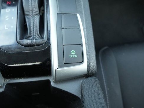 Used 2017 Honda Civic EX-T image 30