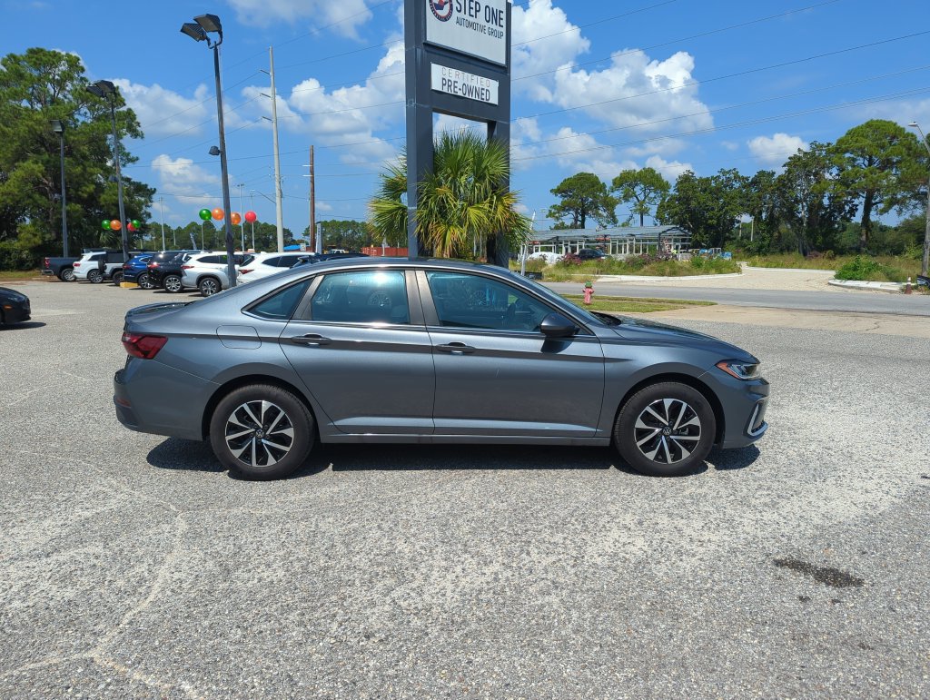 Certified 2026 Volkswagen Jetta S FWD image 8