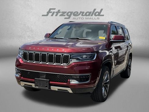 Used 2022 Jeep Wagoneer Series III w/ Premium Group I AWD/4WD image 3