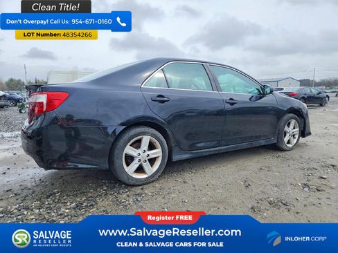 Used 2014 Toyota Camry SE FWD image 4